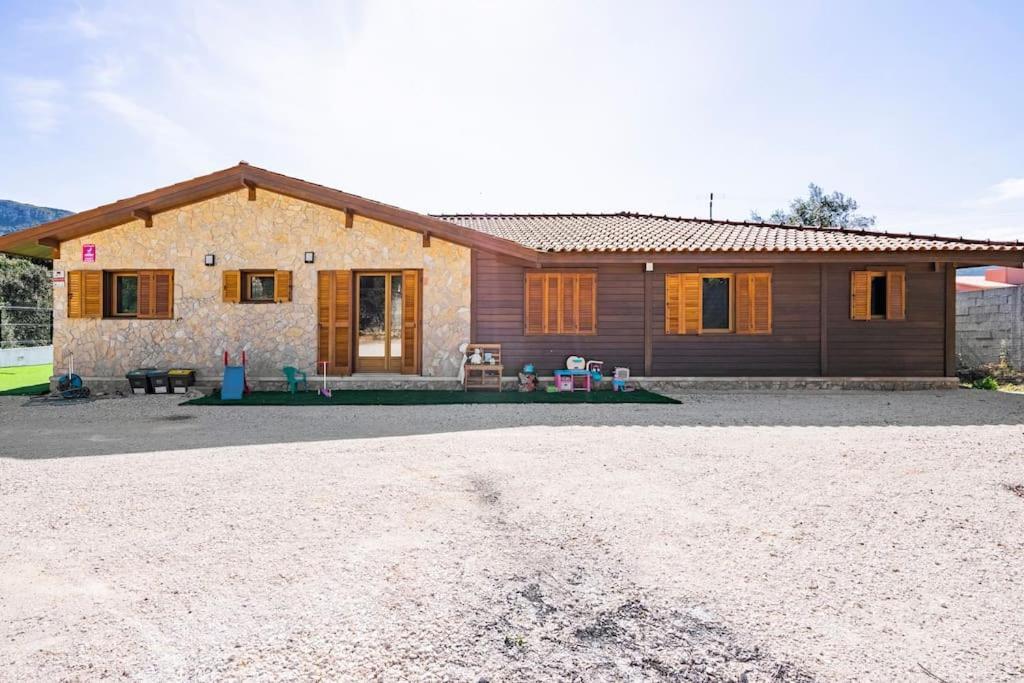 Wooden House Villa Minde Luaran gambar