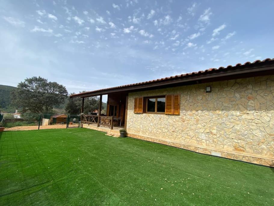 Wooden House Villa Minde Luaran gambar