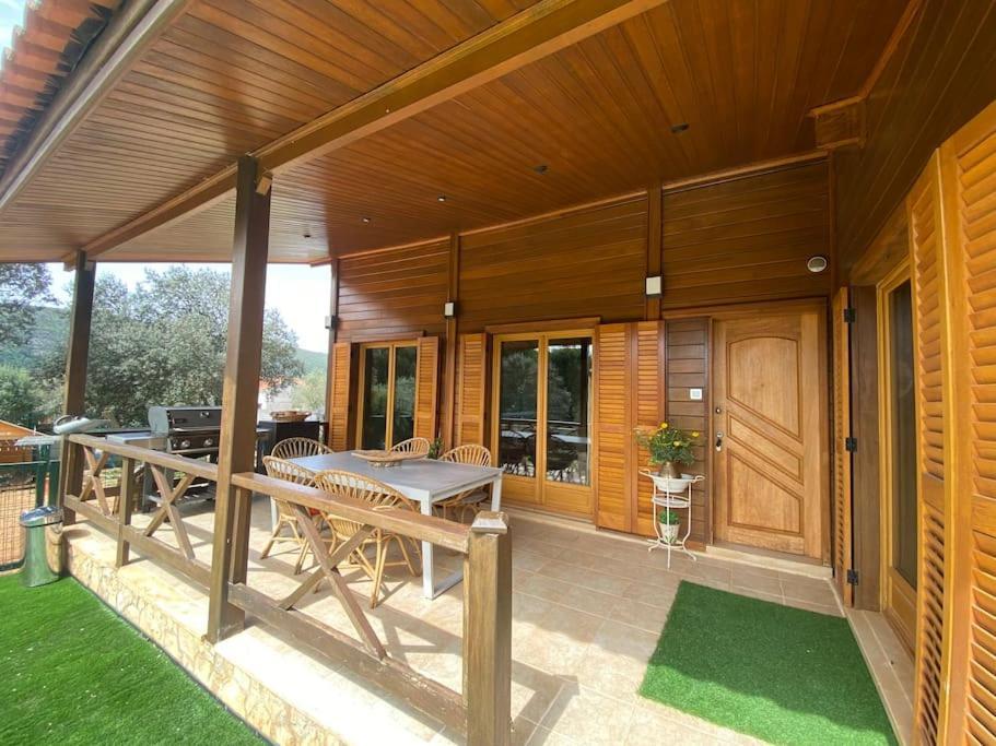 Wooden House Villa Minde Luaran gambar
